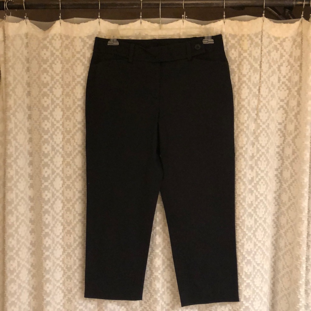 Capri pants